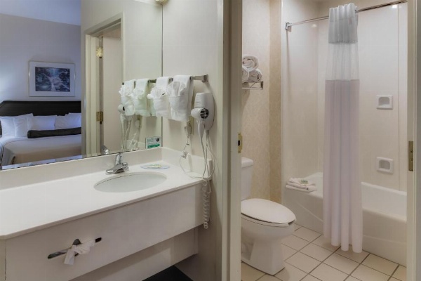 Ashmore Inn and Suites Amarillo image 28